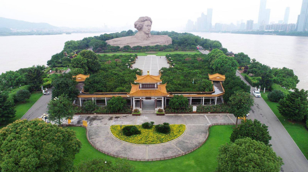 ¡¶ÄϲýÈÕ±¨¡·¿¯·¢Äϲý³ÇͶ¼¯ÍÅ×Ü˾ÀíÕŶ«ÁÖ¸°³¤É³Ñ§Ï°¿¼²ìÐĵÃÌå»áÎÄÕÂ